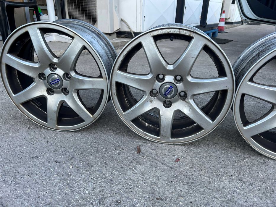 ОРИГИНАЛНИ алуминиеви джанти 16ки 7.0Jx16 ET50 5x108 от Волво/Volvo!!