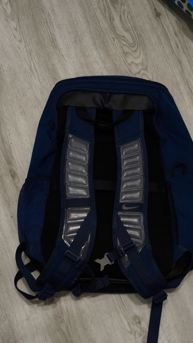 Продам Nike Elite Bag