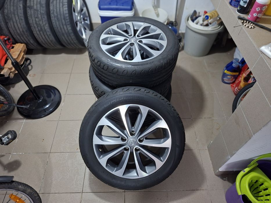 Vand 4 roti de NISSAN QASHQAI J11,J10 cu cauciucuri de vara 215/55/R18