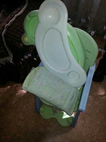 Детский столик трансформер