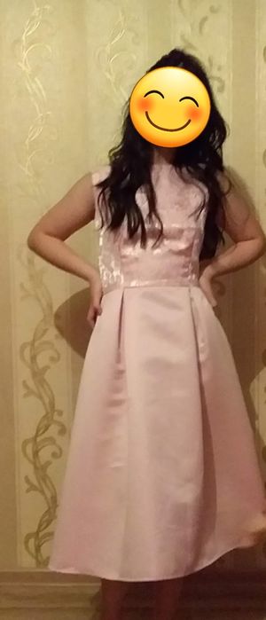 Продам платья красивые