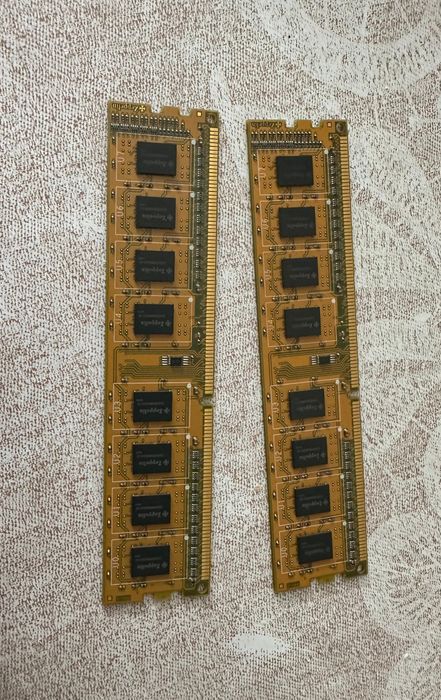 Оперативная память ddr3 2 гига в хорошем состоянии