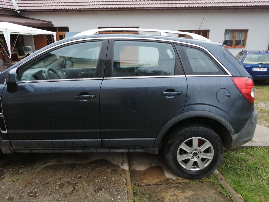 Vand Opel antara