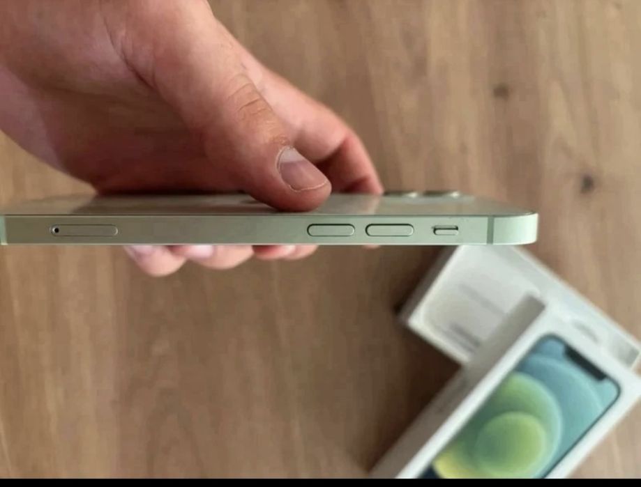 Iphone 12 64 gb 78% sanatatea bateriei