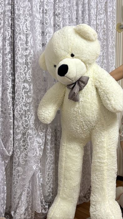 Белый Мишка в натуральный рост