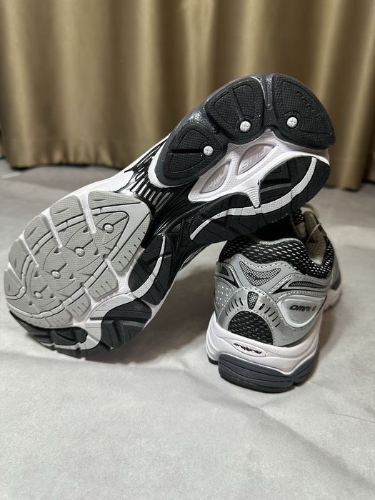 Кроссовки SAUCONY
