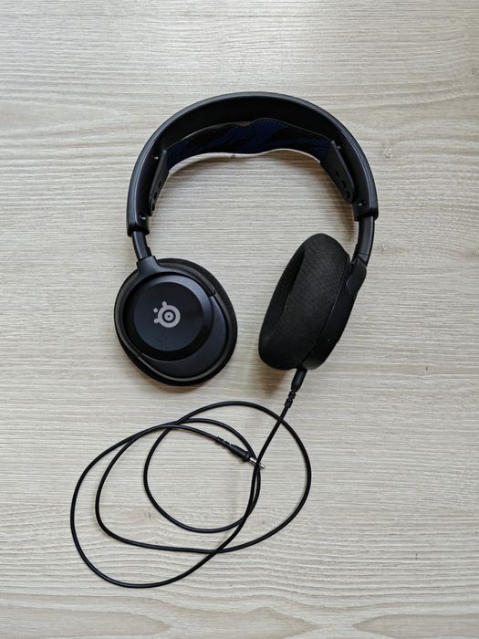 Căști gaming SteelSeries Arctis Nova 1P