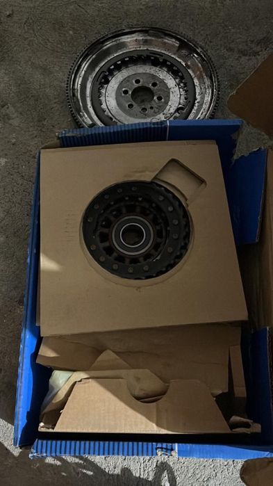 Vand kit ambreiaj plus volanta Sachs