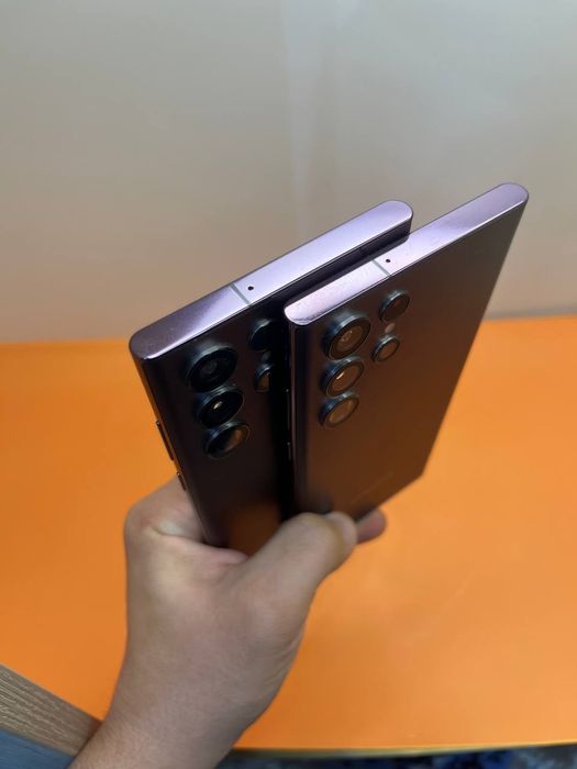 Samsung galaxy s22 ultra 5G 256gb snapdragon gen 1