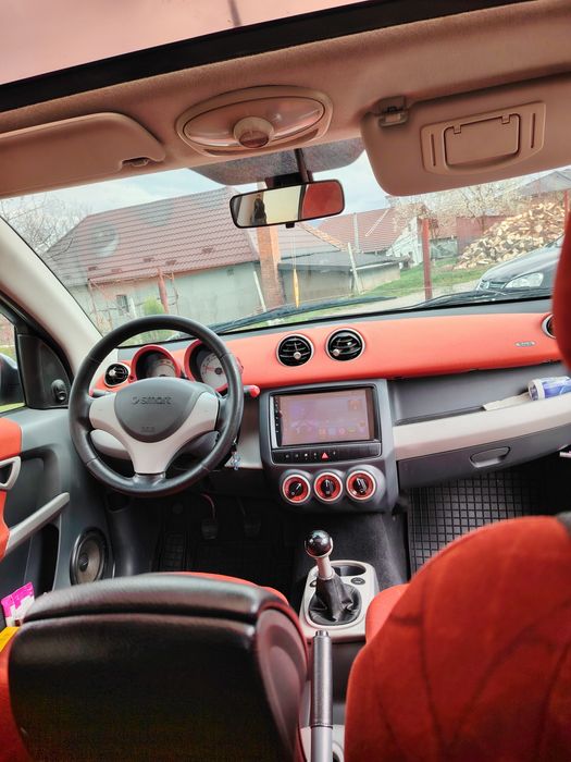 Vand smart foufour 1.5 benzina 110 cp 2005