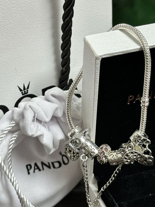 Браслет Pandora на новый год