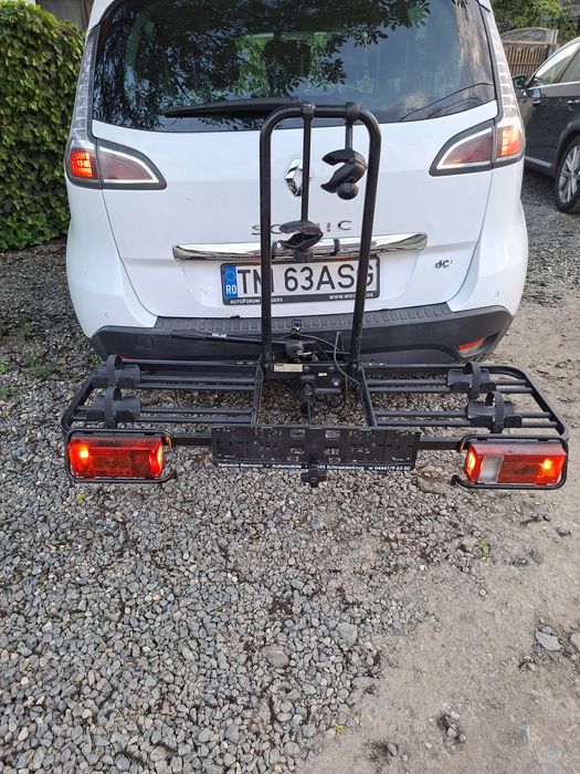 Sport pe cui 2 biciclete Thule 913 914