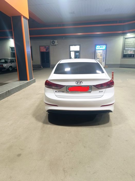 Hunday elantra  sroʻchne sotladi