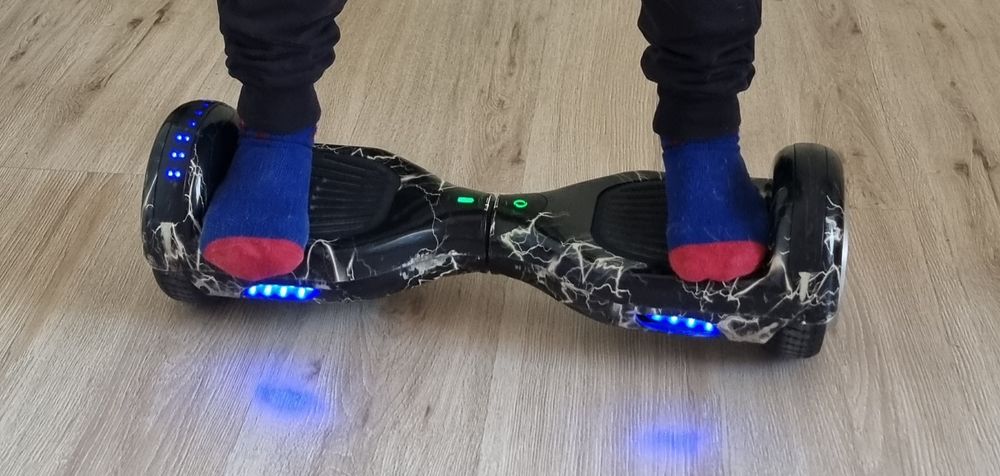 Г е р о с к у т е р