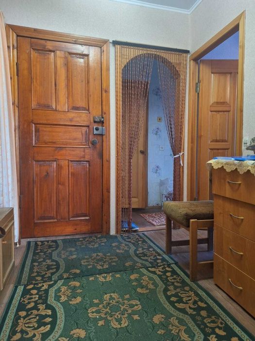 Продам 2 ком квартиру в СКГУ