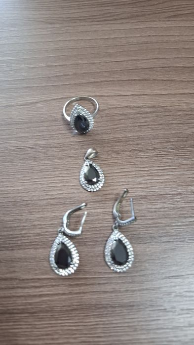 Продам украшения из серебра