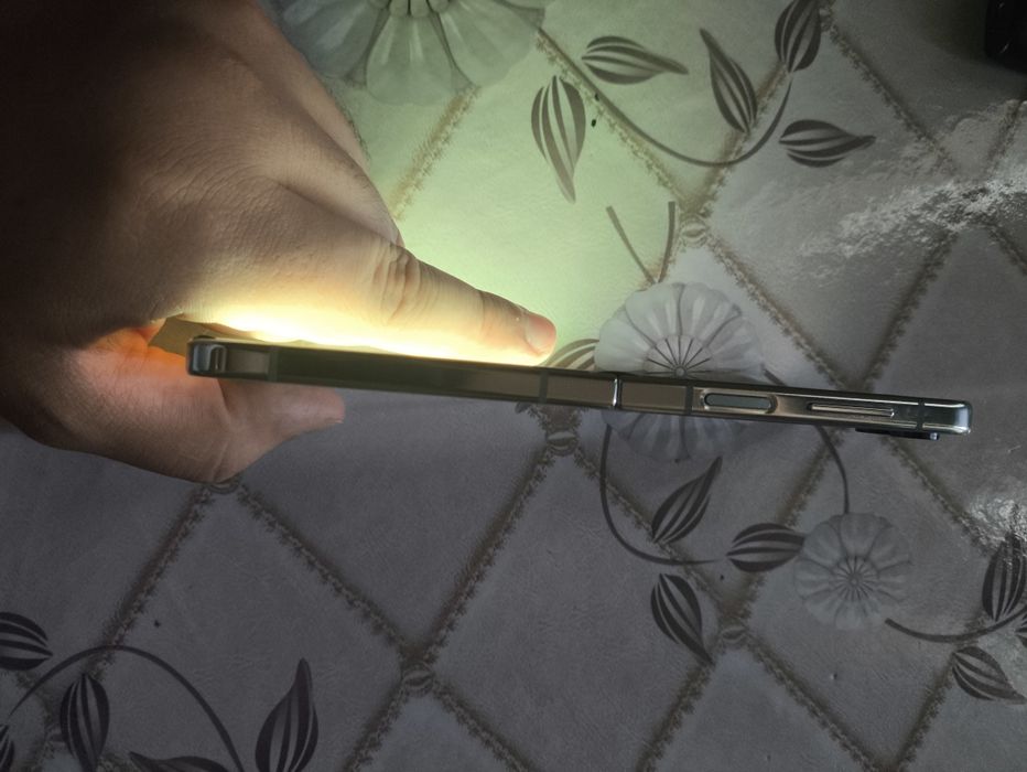 Продаю Samsung Galaxy Z Flip 5