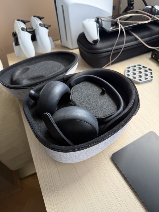 Sony Playstation Pulse Elite Black + калъф + 3D принтирана стоика зарядно