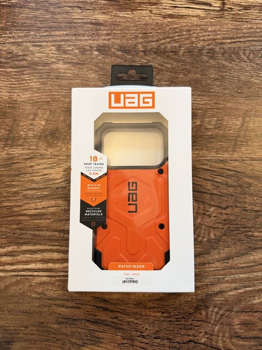 Husa noua UAG Pathfinder iPhone 17 Pro