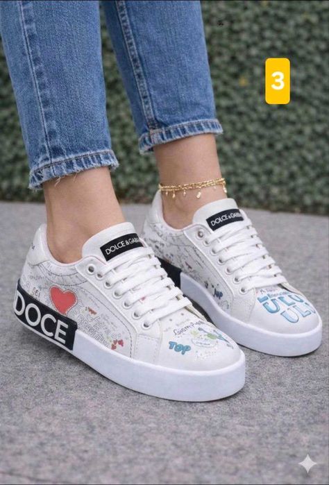 Adidași damă, modele noi