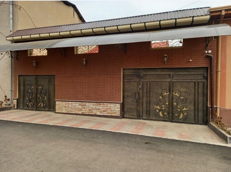 Сдаётся половина участка на Малике