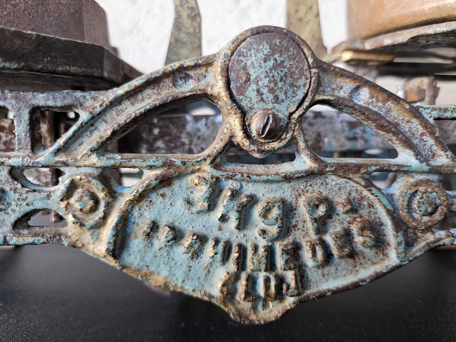 Cantar din fonta vintage