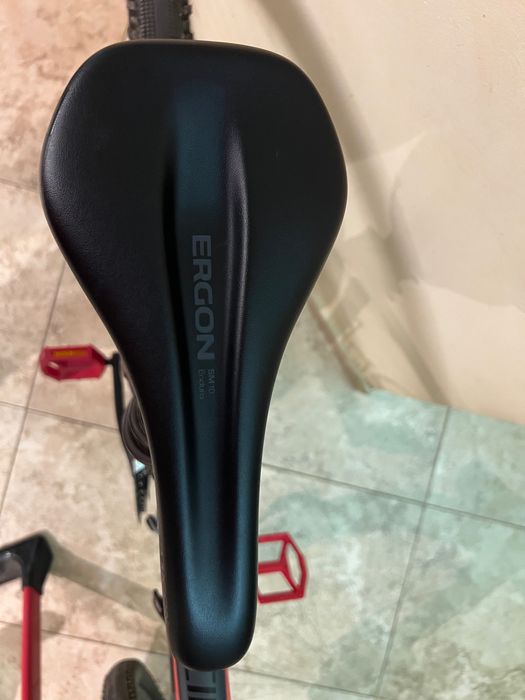 Sa bicicleta Ergon enduro SM10