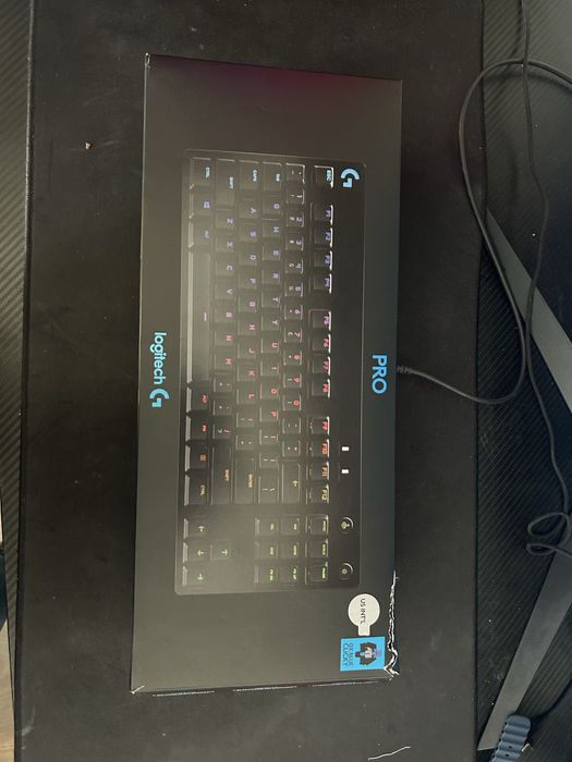 Logitech g pro gaming keyboard