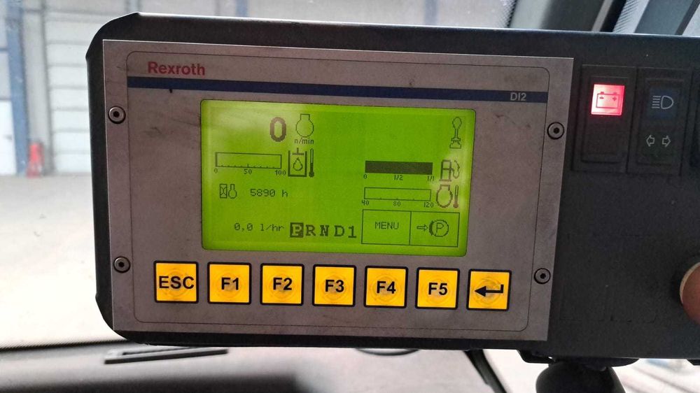 Stivuitor Dan Truck-Jungheinrich, ridica 9 tone ,H 3,20 metri ,an 2013