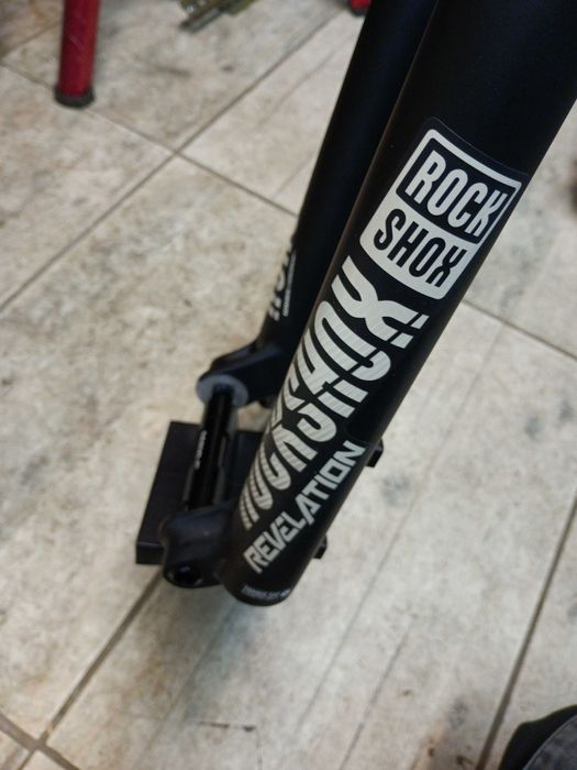 Rock Shock revelation RC R 27,5  140 mm