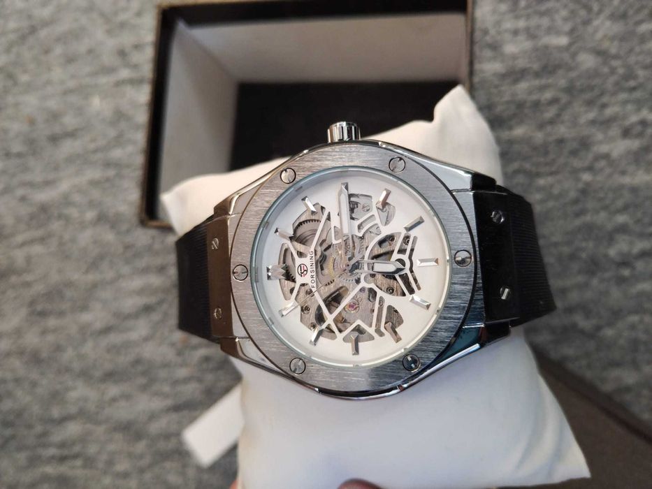 Ceas mecanic skeleton Forsining – design premium mecanism vizibil nou