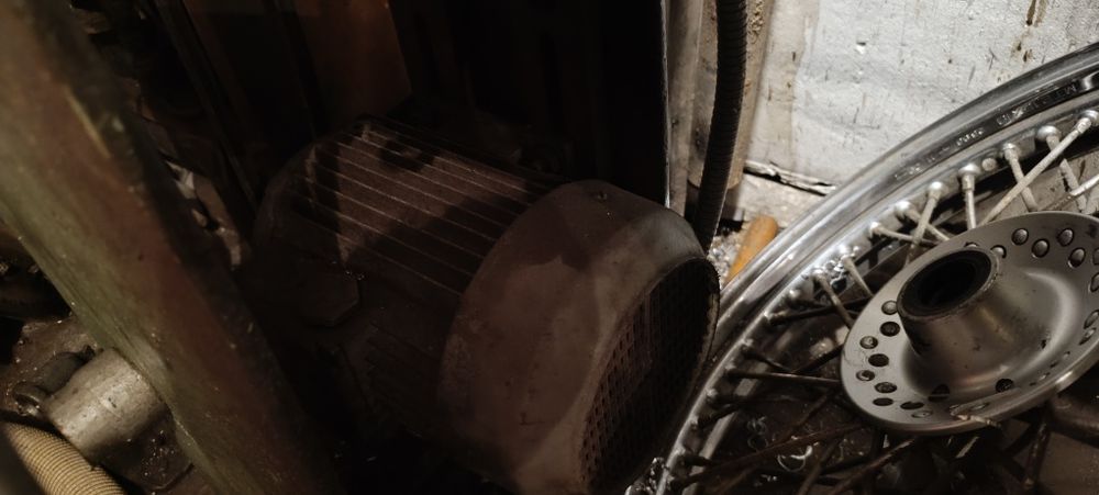 Токарный станок ТВ4