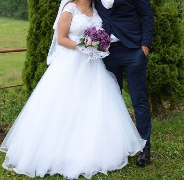 Vând rochie de mireasă in stare foarte bună