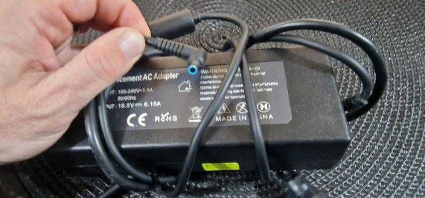 Продавам лаптоп 17 инч HP Pavilion 17-e125ez за части в отлично състоя