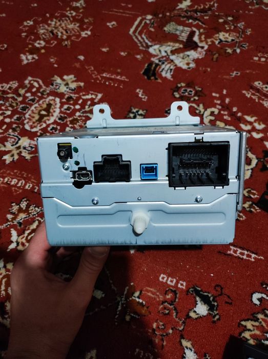 Radio cu MP3 și car kit Opel Astra J