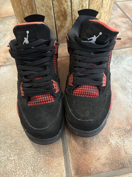 Продавам мъжки обувки в отлично състояние,