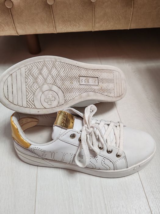 Guess adidași/pantofi sport