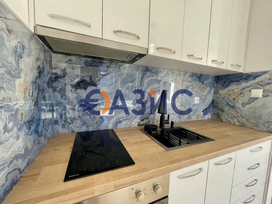 Продава се Двустаен апартамент в Свети Влас - 70 кв.м за 713 €/кв.м - Снимка #12