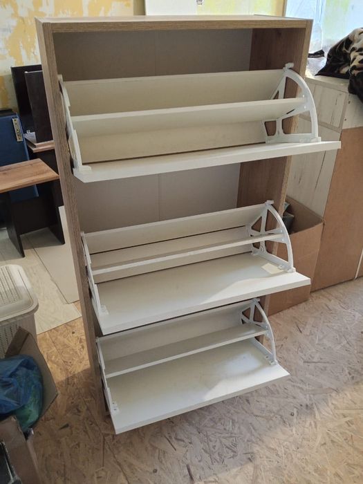 Продам шкаф обувница