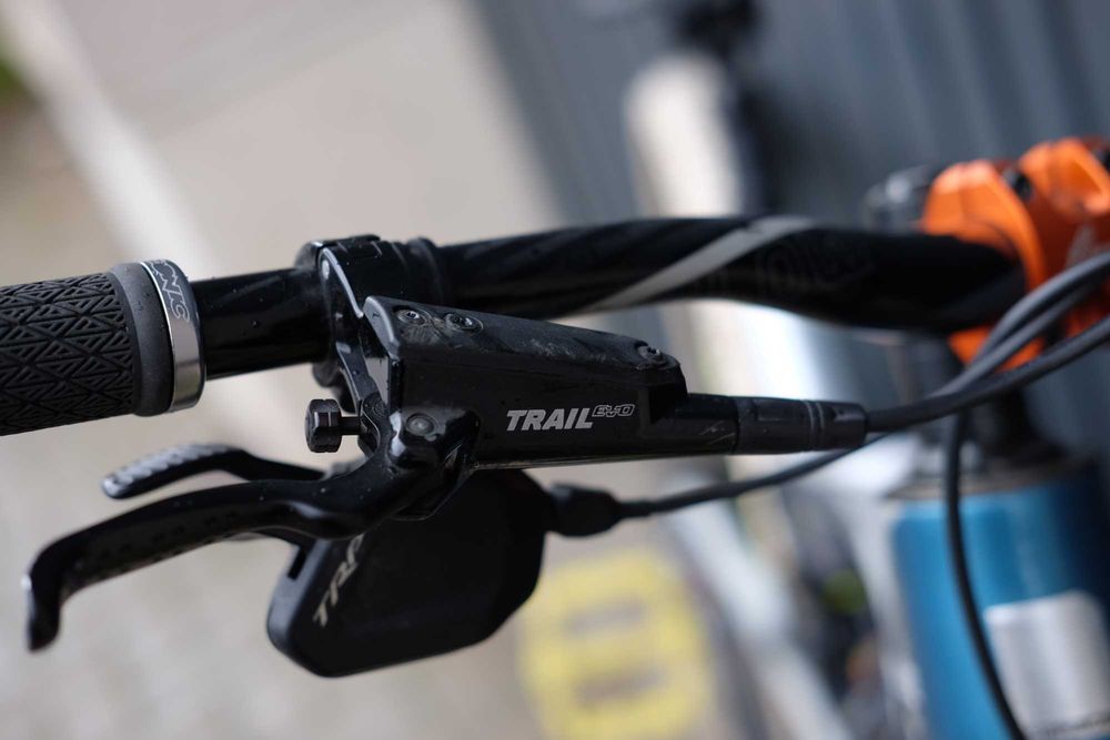 Ендуро байк Saracen Ariel LT 27.5' L карбон