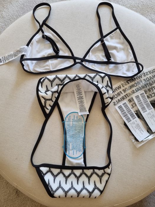 Бански костюм S/M бял черен две части горнище долнище triangle bikini