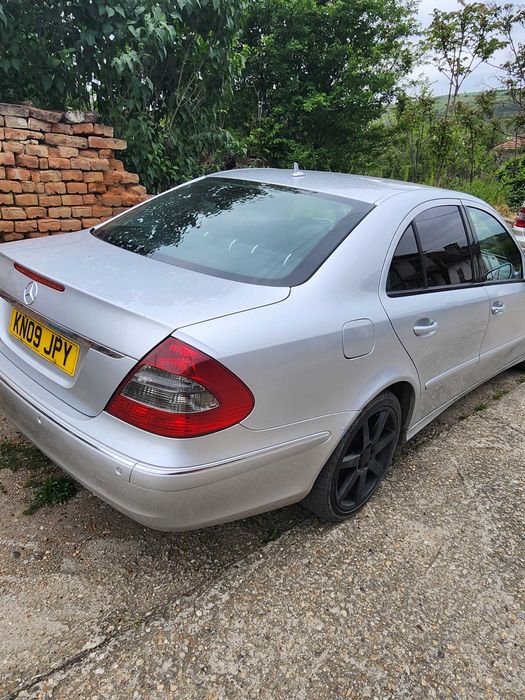 Мерцедес  Е 220 2009 на части