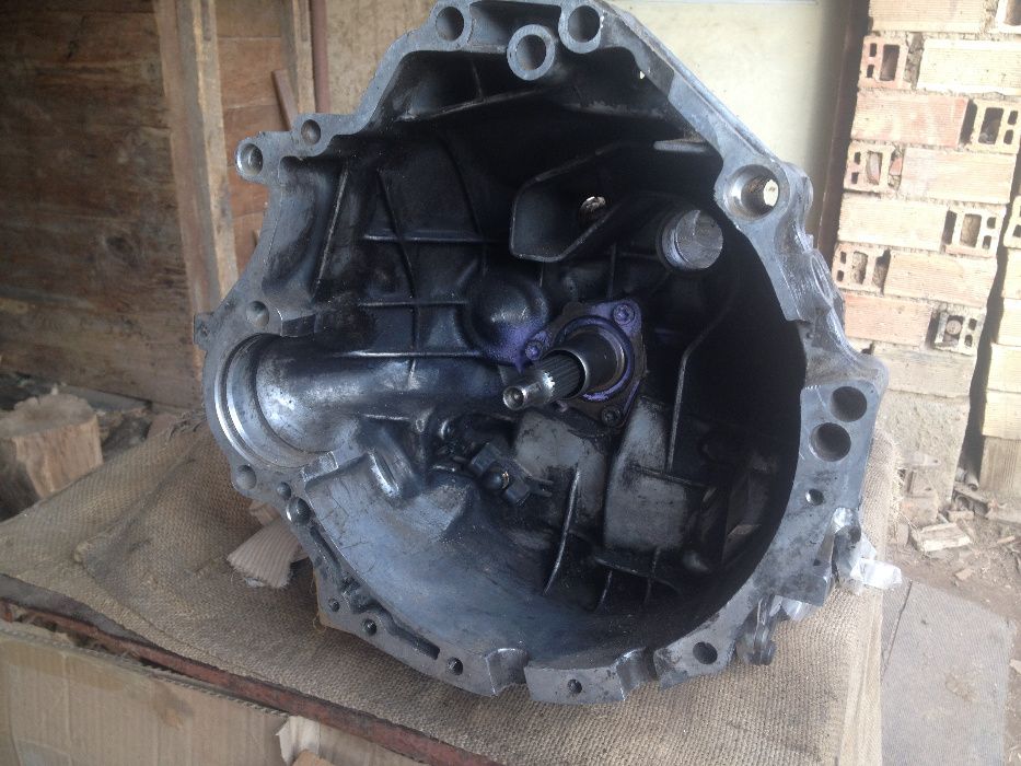 Части от Скоростна кутия Ауди 80 B 3 quattro 2.0