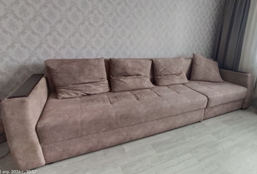 Продается ДИВАН 3,3 метров