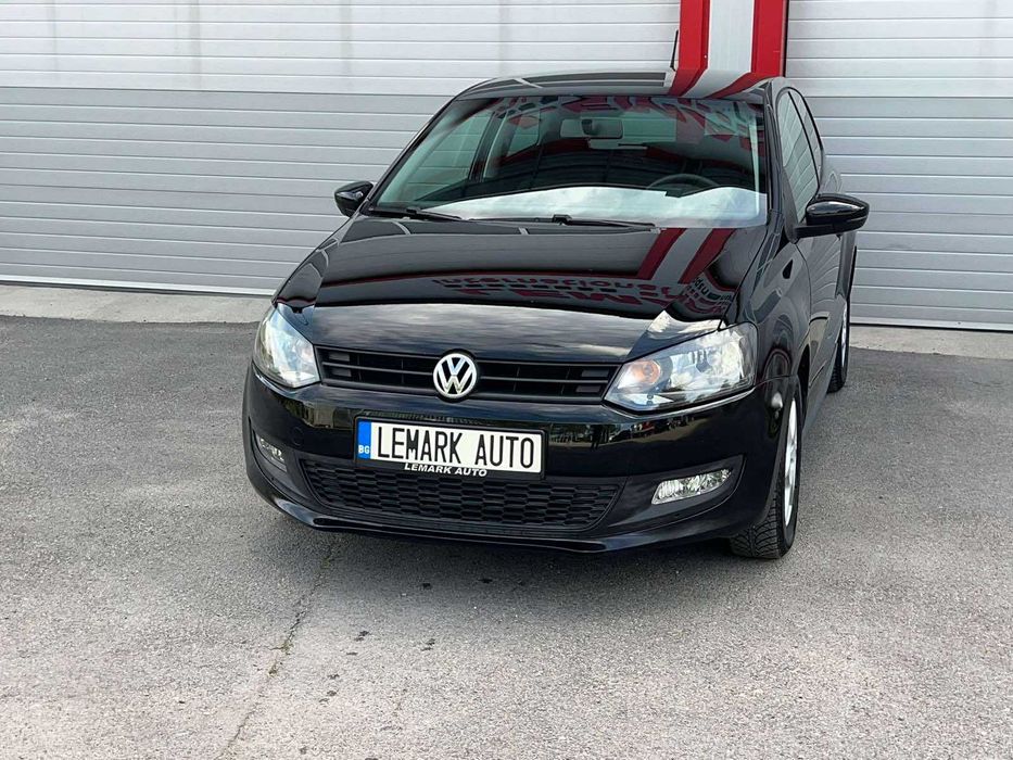 VW Polo 1.2I 2012 година