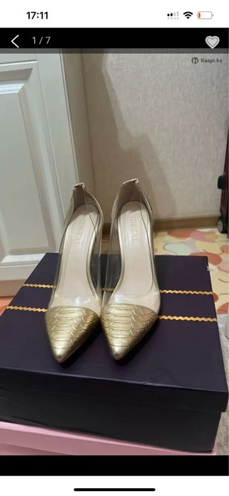 Женская обувь