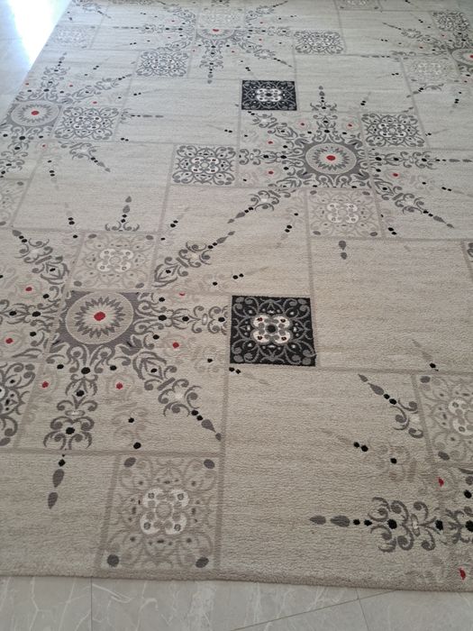 Продам ковёр бу в хорошем состоянии