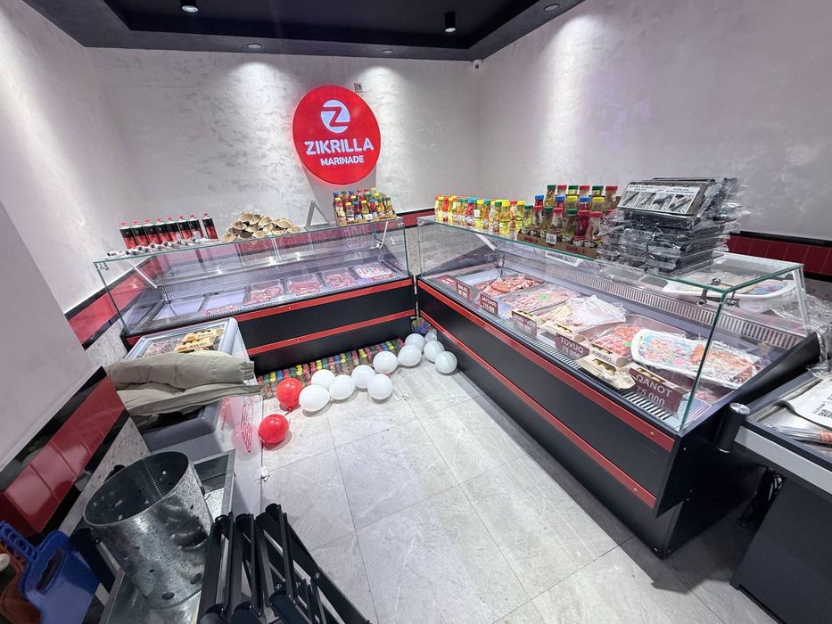 Витрина холодильник