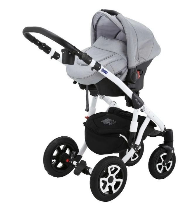 Продам коляску польского производства