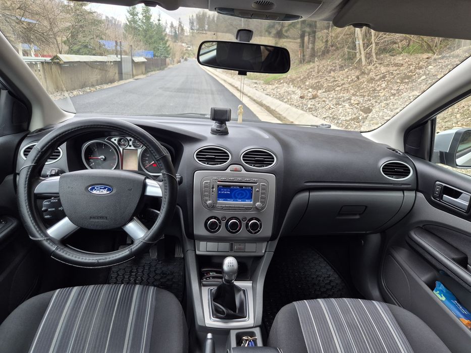 FORD Focus 2010 — imagine 14
